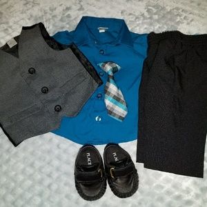 (Sold)Infant Suit set + more